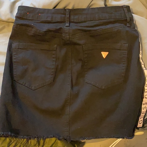 GUESS Skirt - Picture 3 of 3